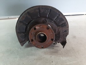 Radlagergehäuse Achsschenkel vorne rechts VW Caddy Golf Jetta Touran 1K0407256
