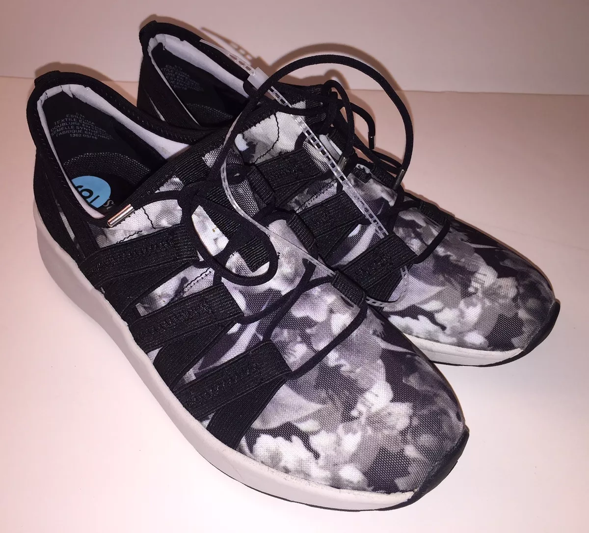 Easy spirit casual walking deals shoes