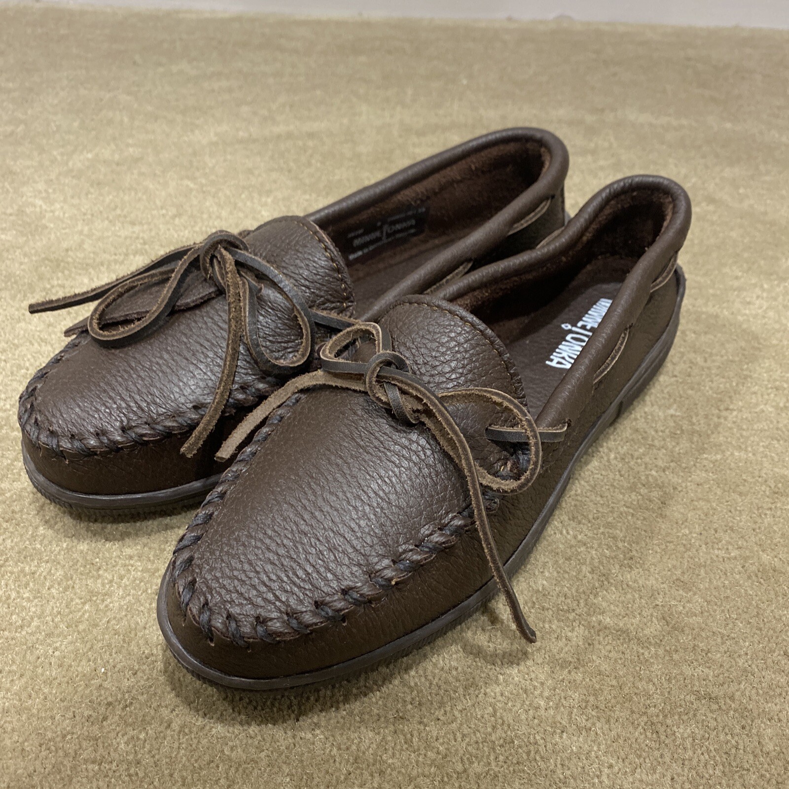 Women Moosehide Hardsole Moccasin 