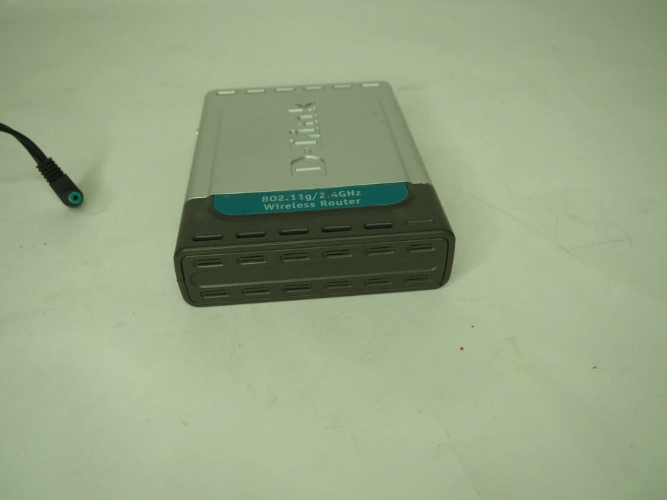 D-Link AirPlus G Wireless & Wired 4 Port Router, DI-524  - Image 4 of 4