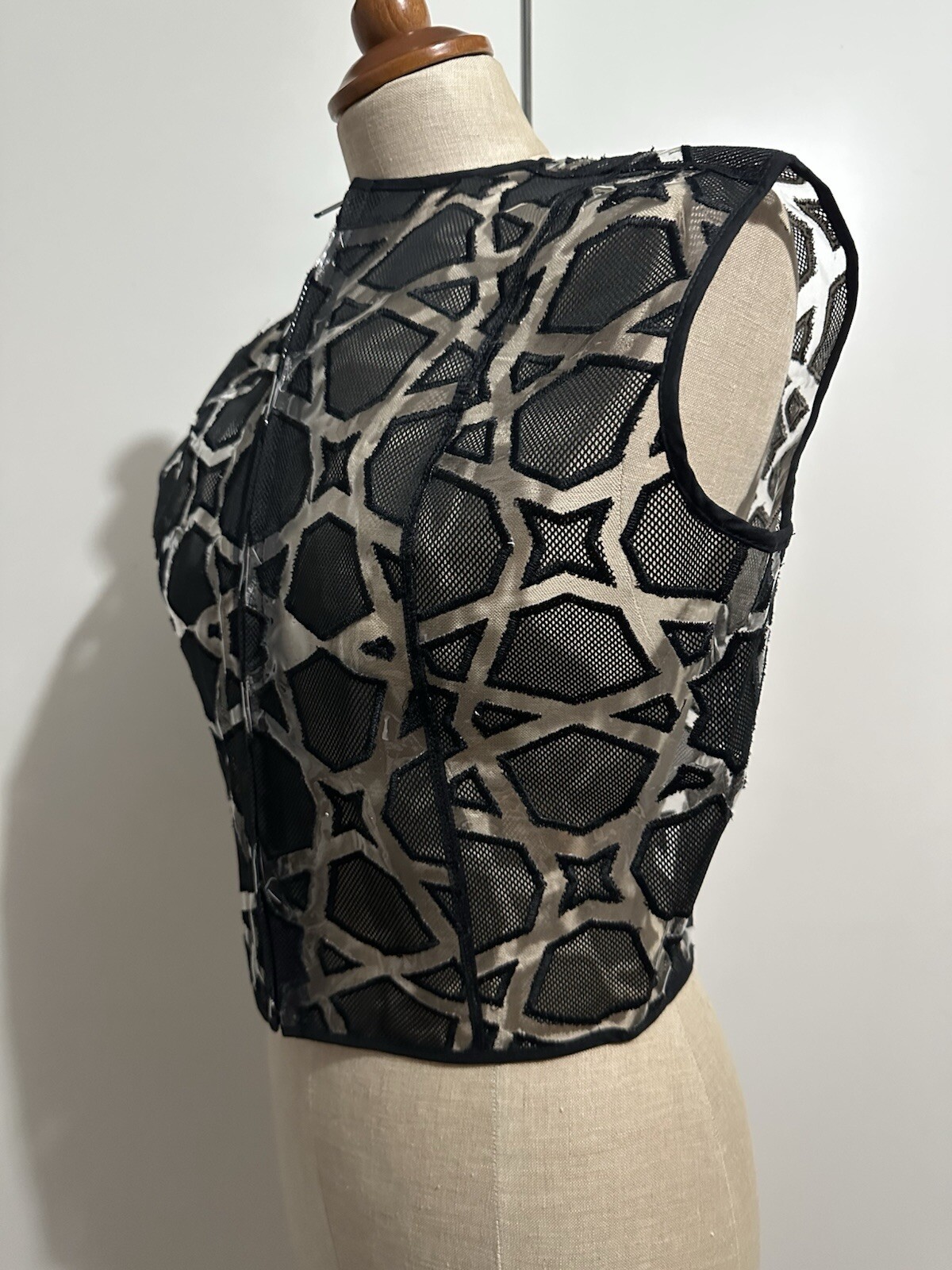 KTZ Kokon To Zai Womens Plastic Vinyl Black/Clear Waistcoat. RRP: £225 image 3