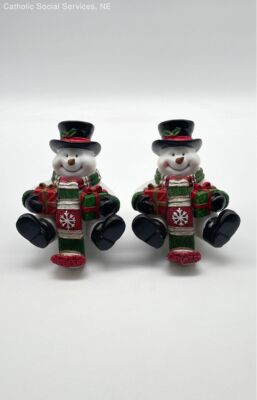 Resin TWO Heavy 5'' Christmas Stocking Hanger SNOWMAN w/ Presents, Scarf