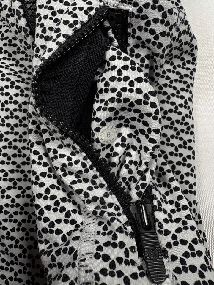 Jaqueta Lululemon Define Teeny Tooth branca preta tamanho 6 nova sem etiquetas - Imagem 3 de 4