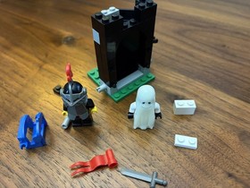 Lego - Battle Dragon(6018), Magic Shop(6020), Black Monarch's Ghost(6020)