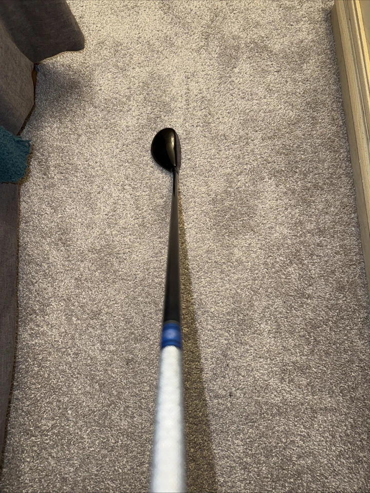 Titleist LH TSR2 4 hybrid 21* Stiff w Headcover LEFT HAND Used W/ GT Headcover - Image 4 of 4