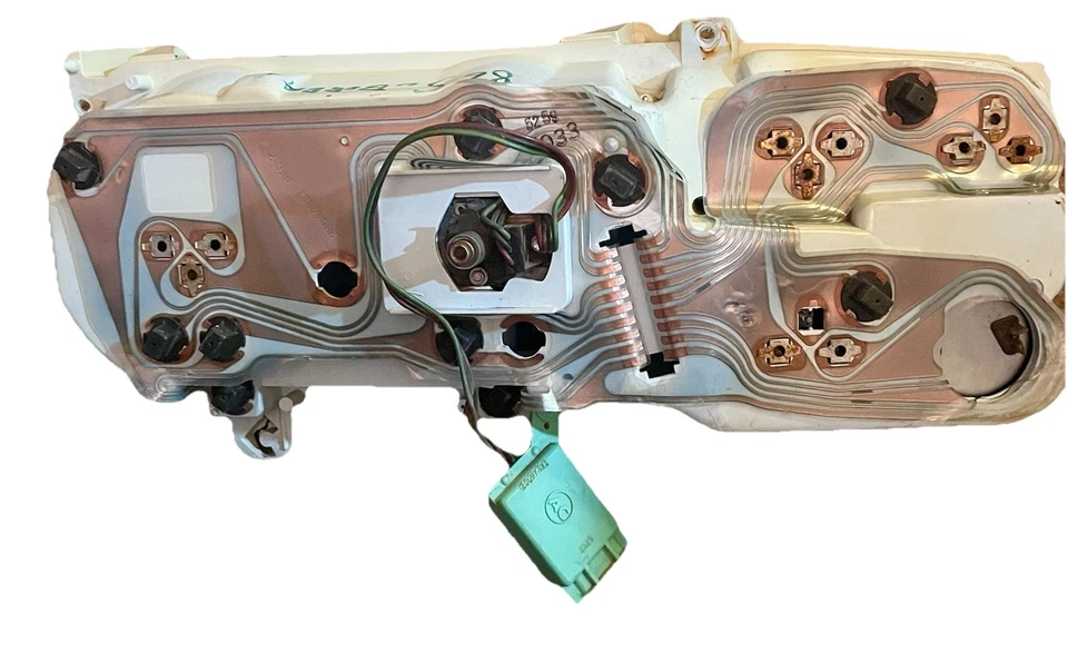 Cuadro de instrumentos para Chevrolet K10 Suburban 1985-1986 Foto 3 de 3