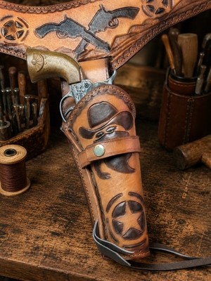 Bandit Holster .45 Caliber Gun Belt   Western Cowboy Rig Artist Tooled Leather.