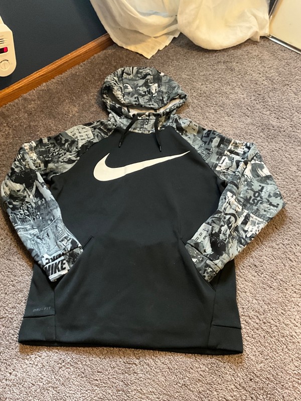 Mens Nike Black Hoodie Medium Dri-fit