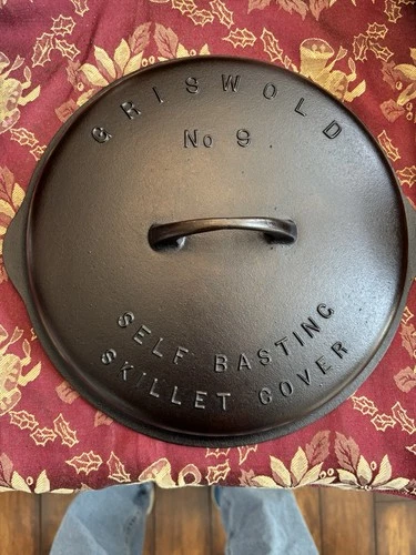 1920-1239 Griswold no. 9 Cast Iron High Dome Skillet Cover