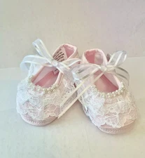 NWT Will'beth Pink Lace Beaded Frilly Booties Crib Shoes Girls Newborn Size 0