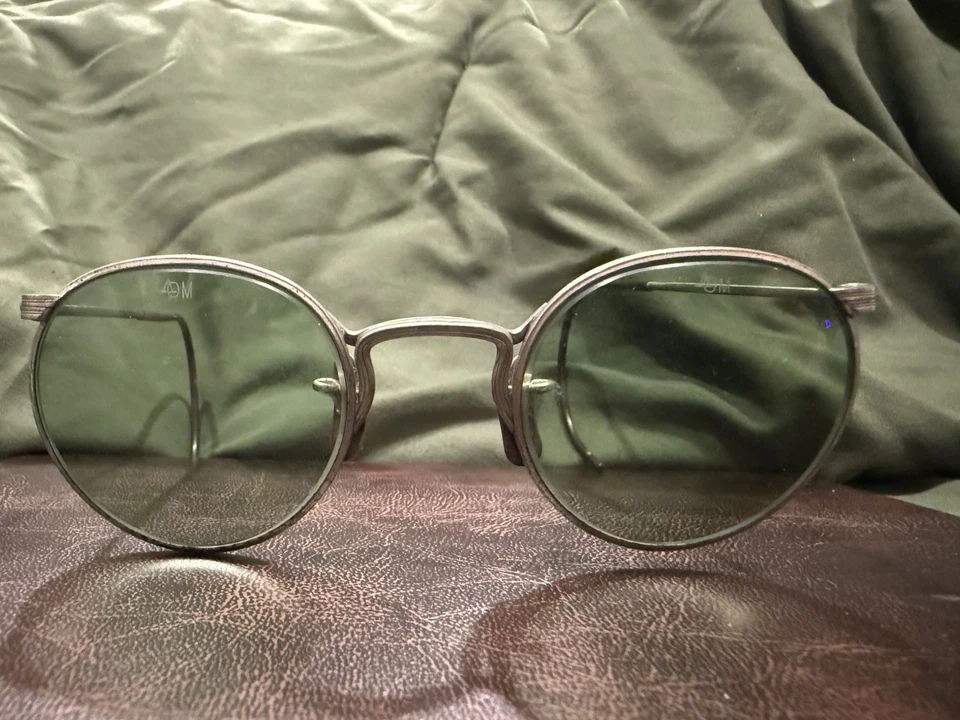 Gafas de sol de aviador ópticas americanas de colección con escudo lateral AOM Steampunk  Foto 2 de 4