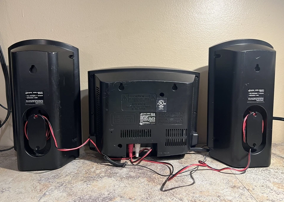 GPX HM3817DT Black CD Home Music System And Two Speaker read description - Image 2 of 4