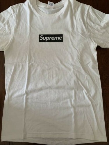 Supreme Paris Box Logo Tee Size Medium in Excellent Preowned Supreme Paris Box Logo Tee Size Medium in Excellent Preowned