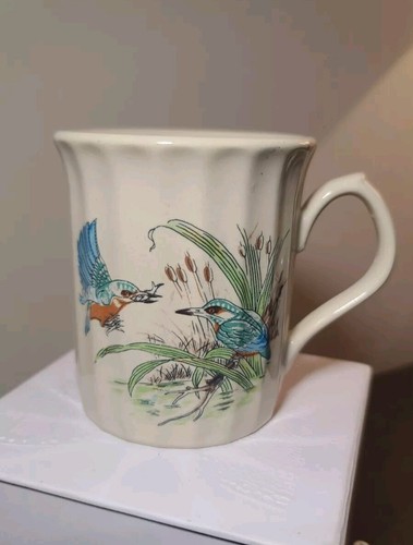 Sunnycraft Vintage Hand Decorated Stoneware 21124 Blue Birds Mug - Picture 2 of 5