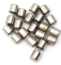 Lot of 10 Littelfuse 301 Glass Fuses 2-1/2 Amp 32 Volt Fast Acting 1/4" x 5/8"