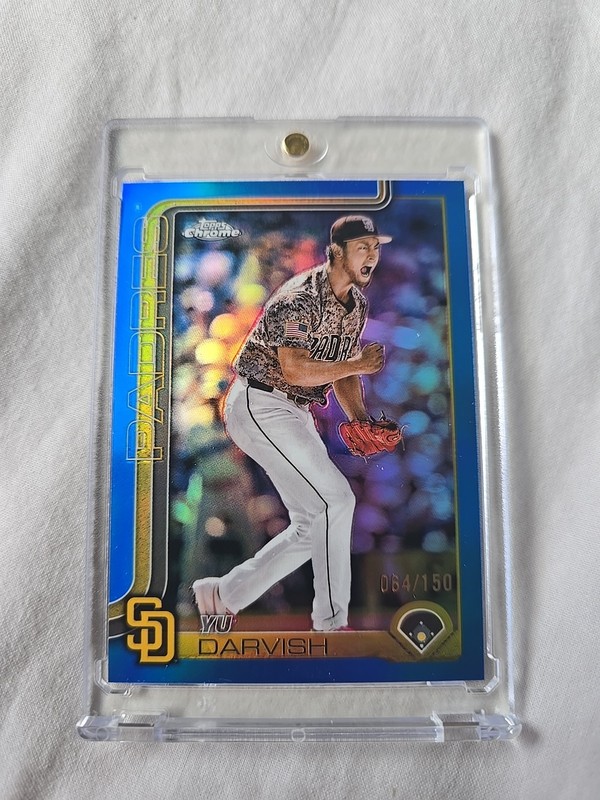2025 Topps Chrome - Yu Darvish #186 True Blue Refractor /150 San Diego Padres