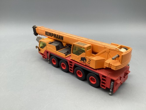 Camión modelo 1:55 Siku Super serie 3730 autogrúa Kempmann con embalaje original - Imagen 4 de 12