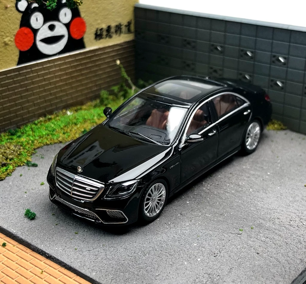 King Model 1/64 Mercedes-Benz S65 AMG W222 Black Diecast Car