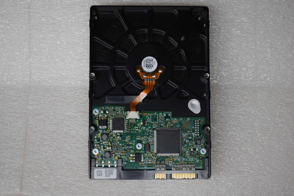 IBM 40GB 7200RPM SATA 3Gbps  3.5-inch Internal Hard Drive 40Y8760 40Y9033 - Image 2 of 3