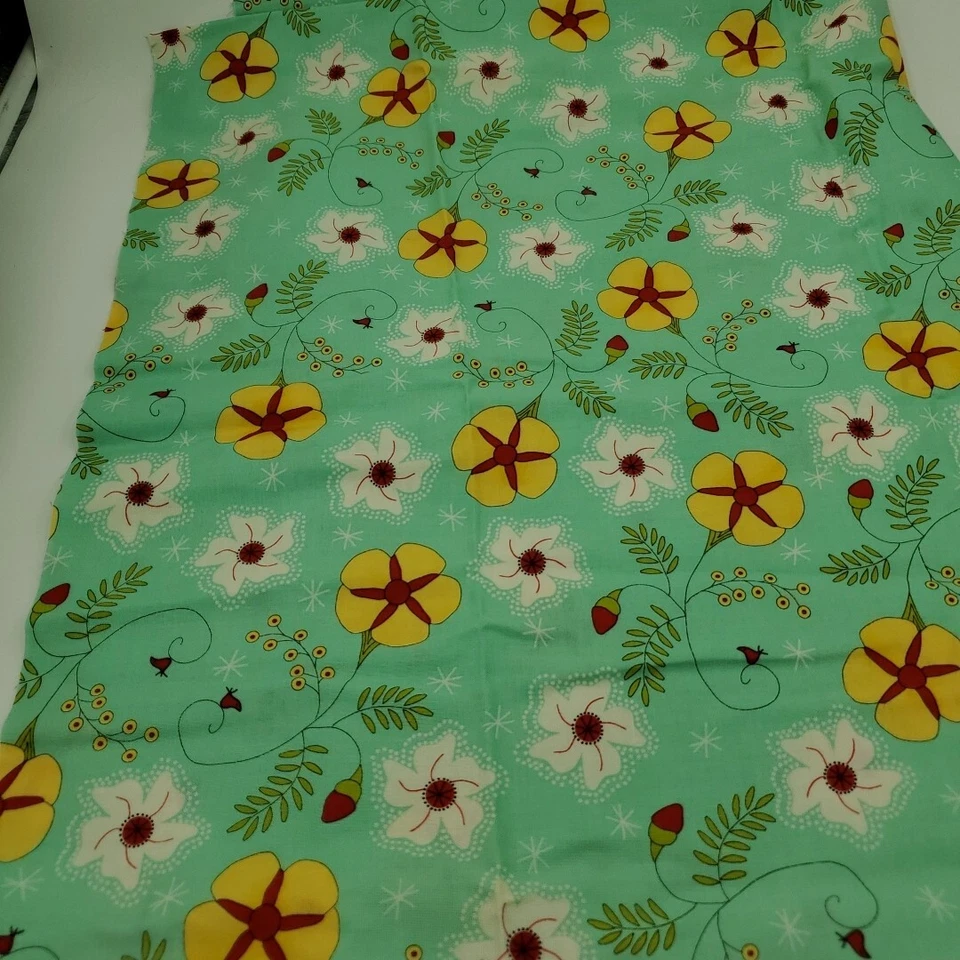 Mod The Sweet Life Pat Sloan Green Floral Cotton Fabric 1.6 Yd 43050 - Image 3 of 4