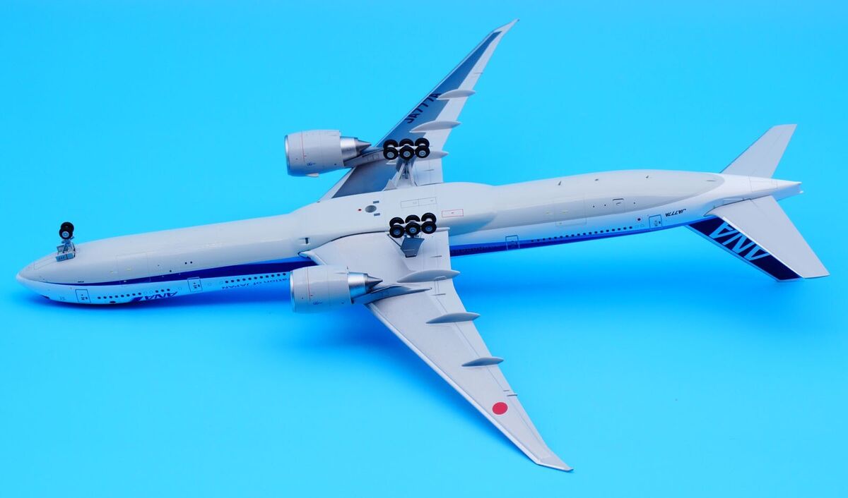 JC Wings 1:200 ANA All Nippon Boeing B777-300ER Diecast JC Wings 1:200 ANA All Nippon Boeing B777-300ER Diecast