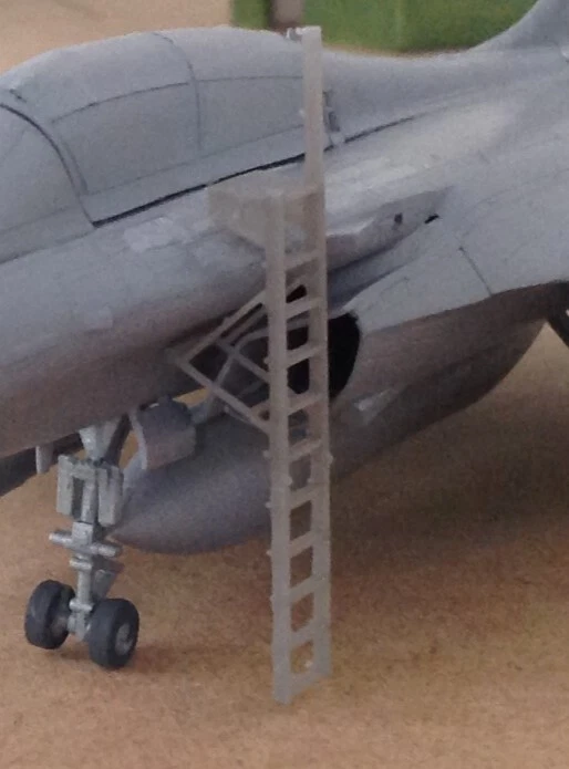 Echelles de servitudes AAE pour RAFALE C ou B  - 1/48 - Photo 2/4