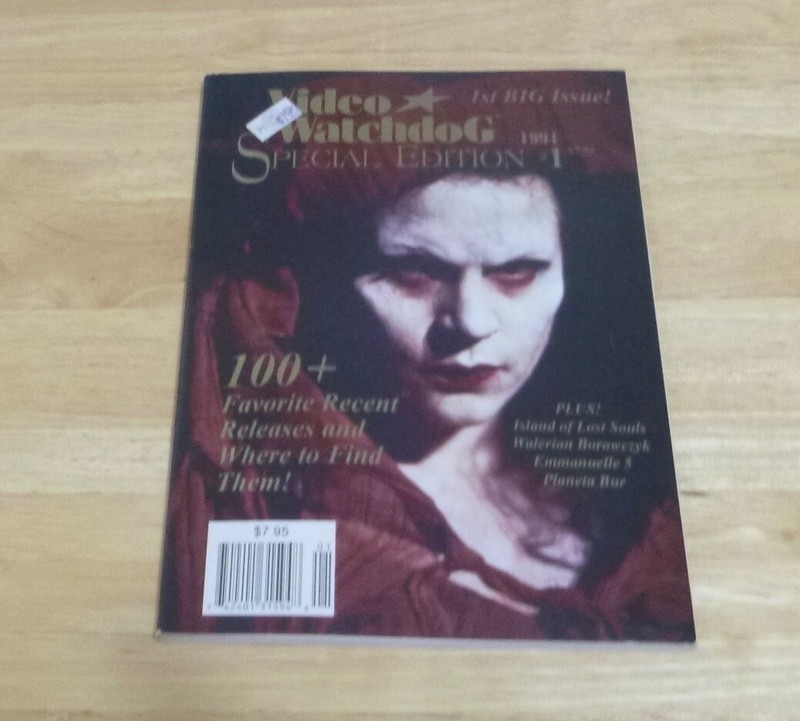 VIDEO WATCHDOG Special Edition #1  1994 -- Embeth Davitz-Army of Darkness Cover