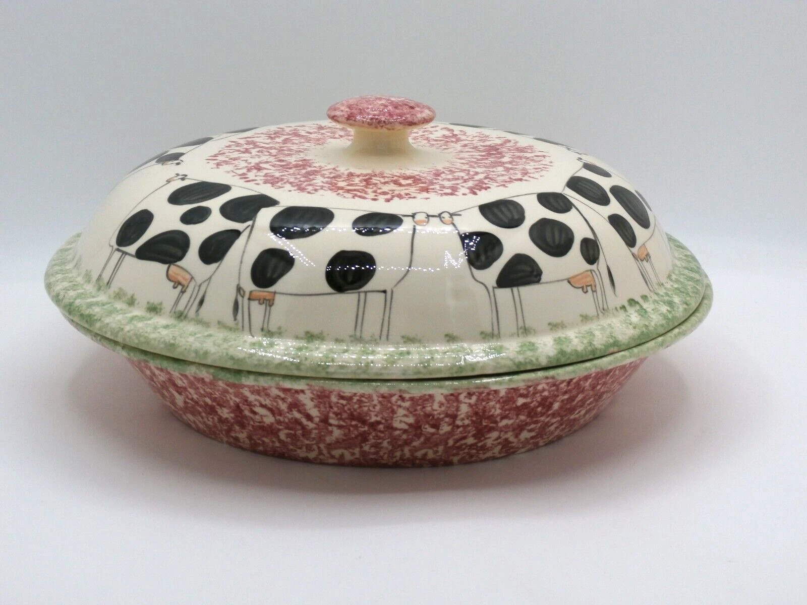 Vintage Molly Dallas MOLLY'S COWS Casserole Dish w/Lid Pie Dish Spatterware 1994