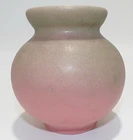 BEAUTIFUL ROOKWOOD 1933 SIGNED POTTERY PINK & GREEN VASE 4" X 4"