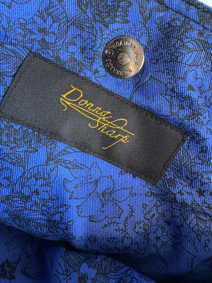 Bolso de Mano Donna Sharp Patchwork. Nuevo con etiquetas. 12”W x 9”H x 5”D. Bolsillos interiores. Foto 4 de 4