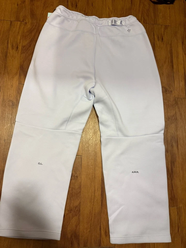 Pantalones con dobladillo polar NOCTA NRG Tech talla M Foto 2 de 3