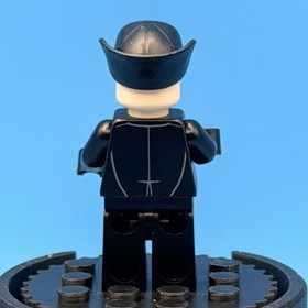 LEGO: General Hux (SW0662) - From Star Wars Set 75104 (2015) - RETIRED! LOOK!