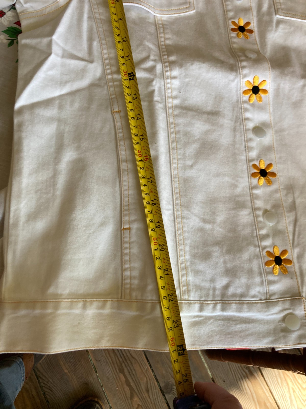 Bob Mackie Jacket Wearable Art Yellow Daisies NEW… - image 10