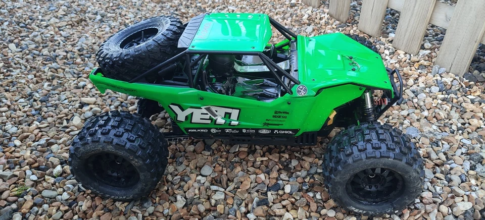Axial Yeti XL 1/8 Buggy Truck RC car - Image 2 of 4
