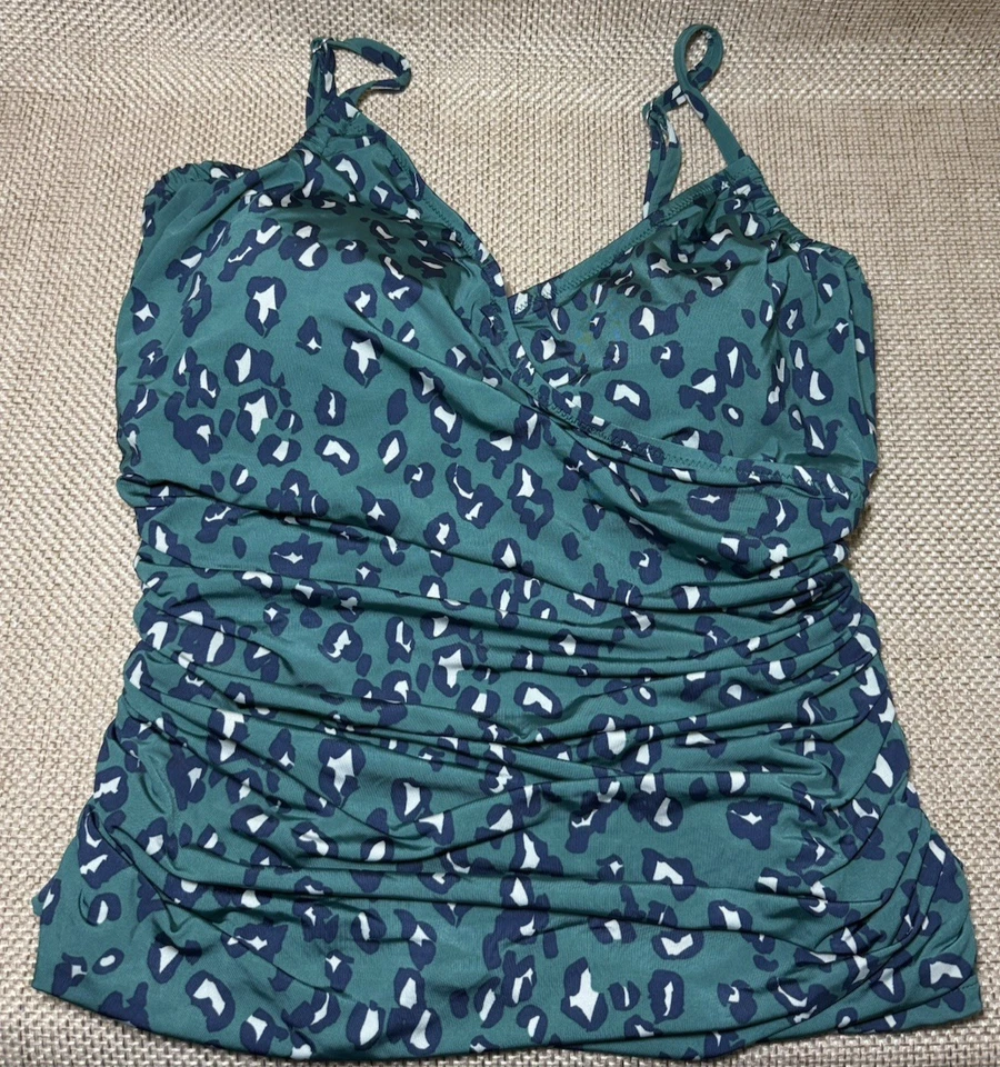 Traje de baño Garnet Hill 2 piezas verde azulado leopardo acanalado Tankini 12 falda de baño 10 Foto 2 de 4