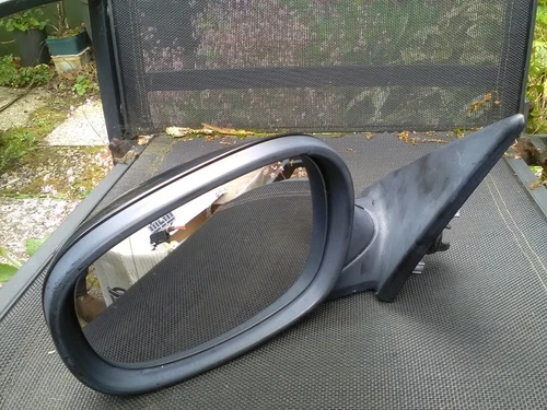 BMW E90 N/S PASSENGER DOOR MIRROR BLACK