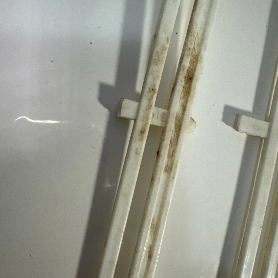 VINTAGE 1960s ELDON 1:24 SCALE SLOT CAR TRACK 45 DEGREE CURVE GUARD RAILS X6 - Image 4 of 4