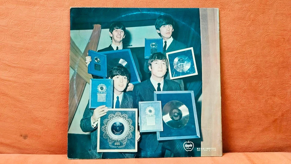 The Beatles – With The Beatles, Japan 1st Pressing, AP-8678, Toshiba 赤盤! - Image 3 of 3