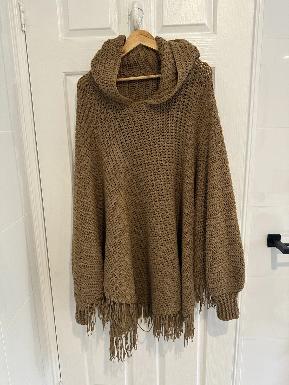 Brown Hooded Poncho Sweater One Size Tassel Fringe Coachella Festival