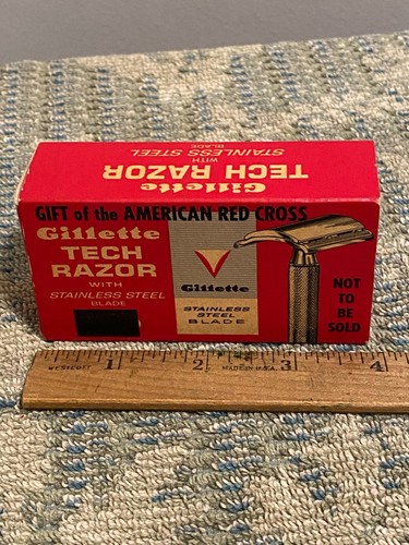 Gillette Tech Razor with Stainless Steel Blades in Original Box Vtg Shaver 1965 - Picture 15 of 15