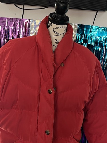 Vintage Woolrich Stop Light Red Goose Down Puffer Parka, Women's Medium 90's - Picture 2 of 16