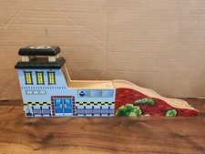 Imaginarium Wooden Railways Heli-Pad Airport and Track Ramp Compatible Thomas