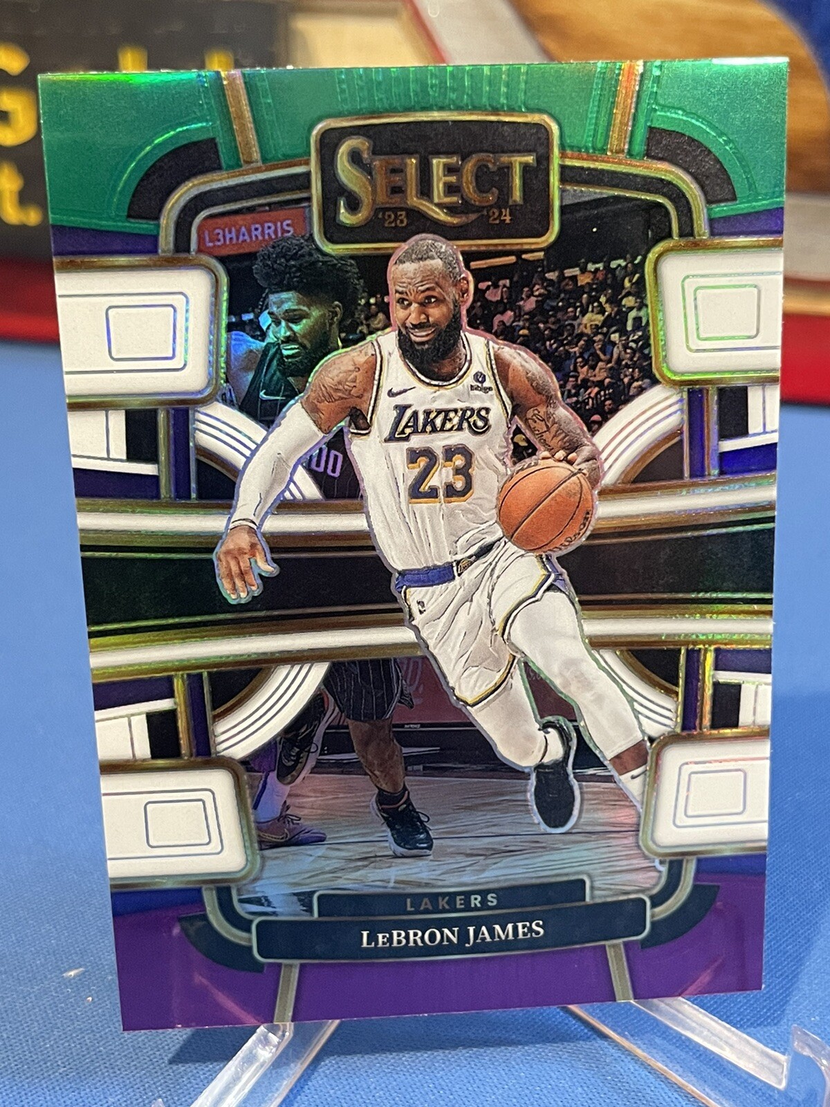 LEBRON JAMES 2023-24 Panini Select Concourse SP Green White Purple Prizm #66!!🔥