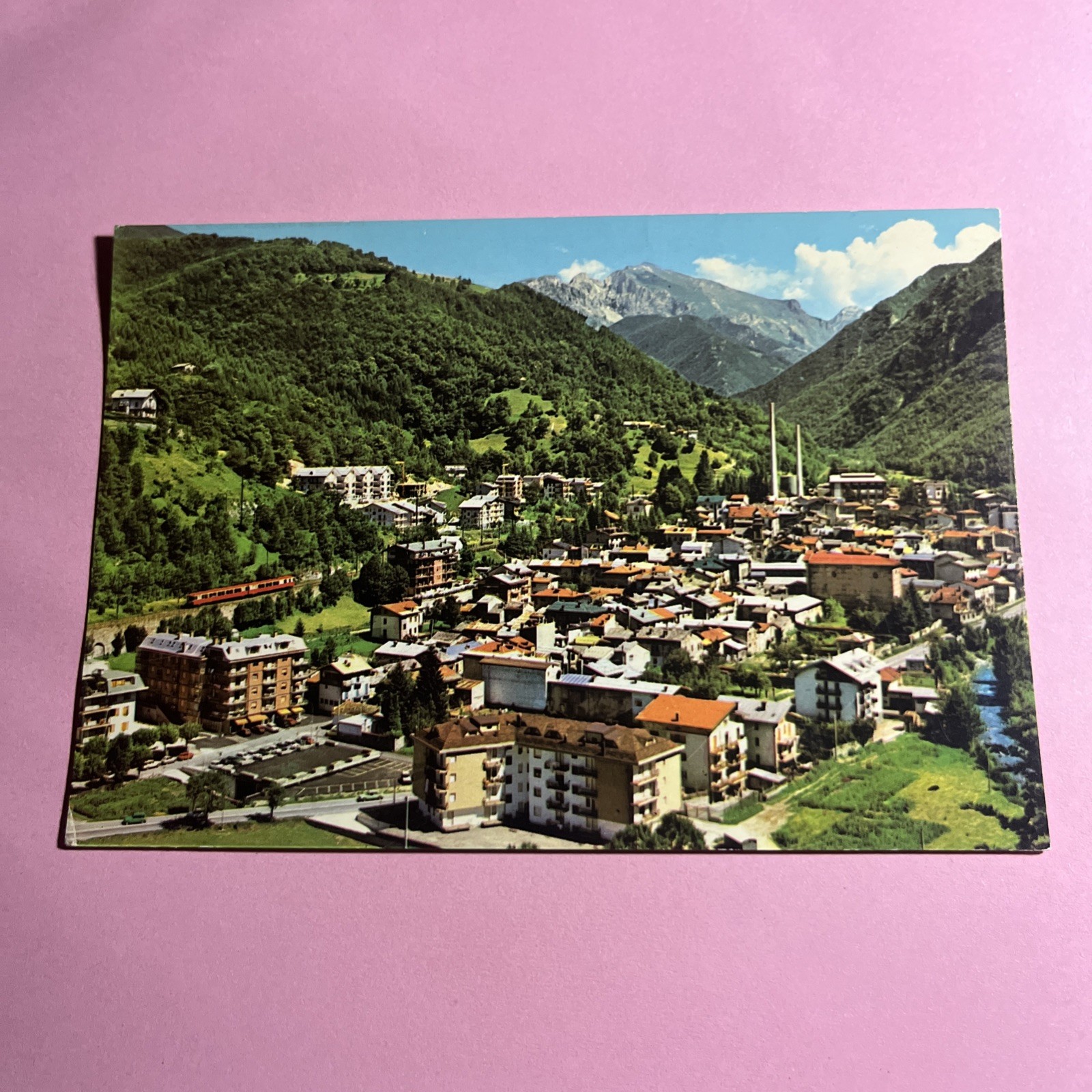 CARTOLINA A COLORI COLLEZIONE - VERNANTE VALLE VERMENAGNA PANORAMA NON VIAGGIATA