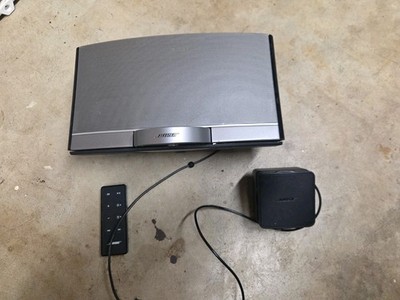 Bose SoundDock N123 Portable Digital Music System with power cord & remote works