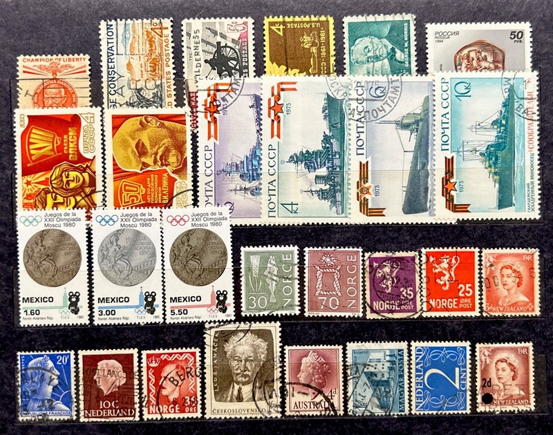 Worldwide Stamps 28 Different Mix Condition  (3713)A