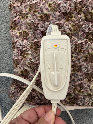 Vintage Reliance Electric Heating Pad 1960s Floral Pattern w Box Works 3 Setting - Picture 4 of 10
