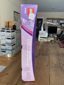 LEGO FRIENDS: Heartlake High (41005)  New In Box Sealed Box PLEASE READ 