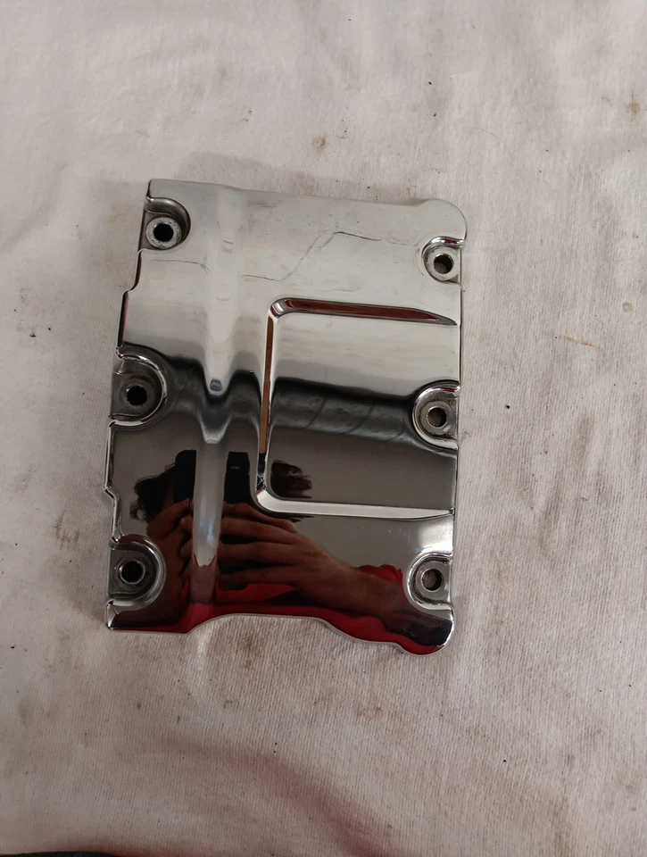 2009 Harley-Davidson Road Glide Rear Rocker Cover 17571-99 - Image 2 of 4