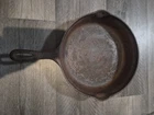 Vintage Unmarked Wagner Ware No.8 Cast Iron Skillet Well Used Sits Flat